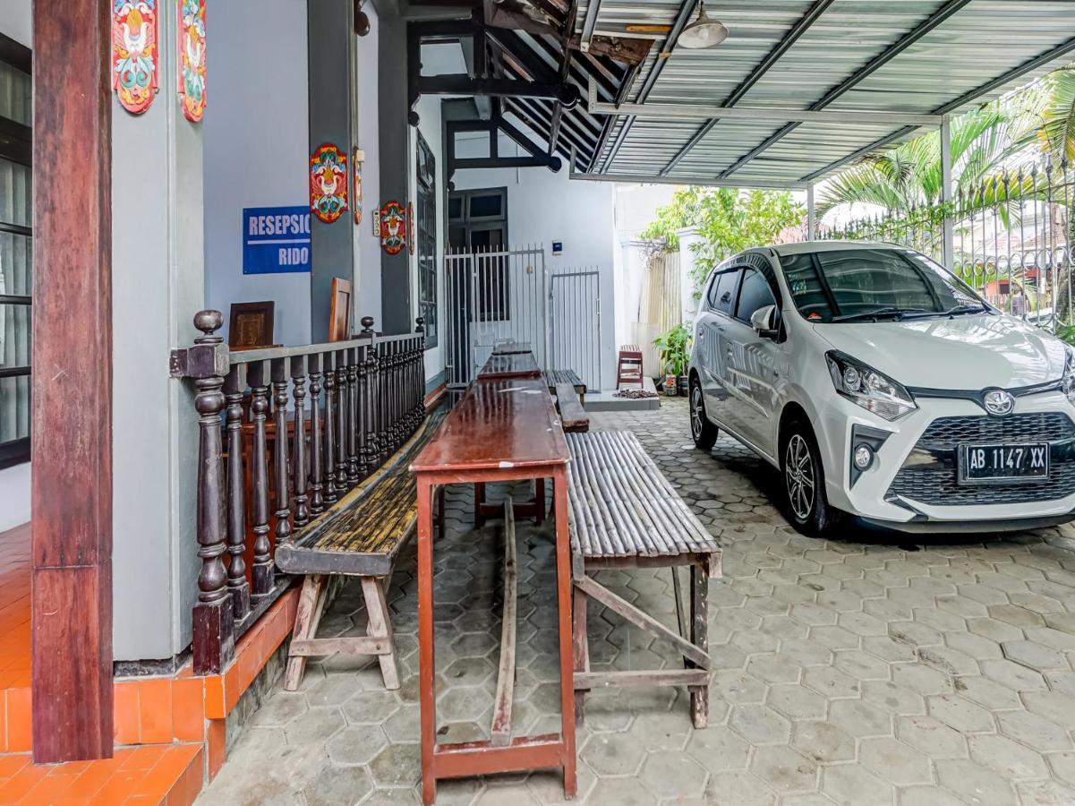 Spot On 90797 Sukun Syariah Homestay Malang Kültér fotó